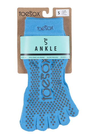toe hole yoga socks